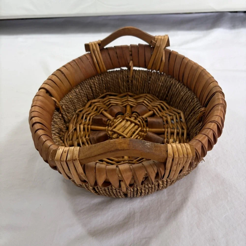 Vintage Round Wicker Basket with Wooden Handles Rustic Boho Storage Decor Brown